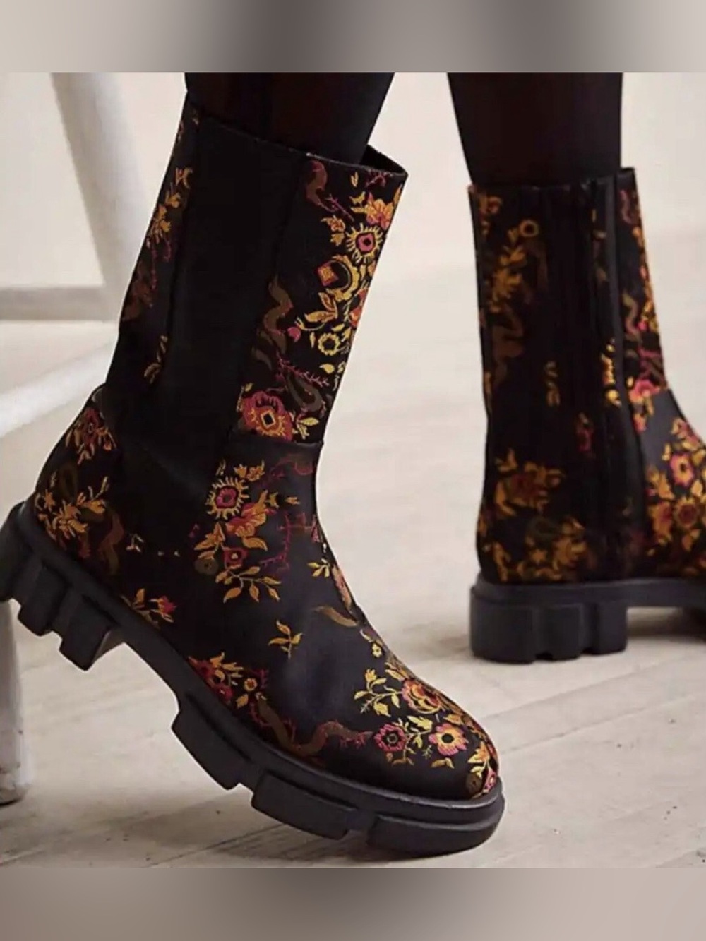EUC Free People Brooks Brocade Boot